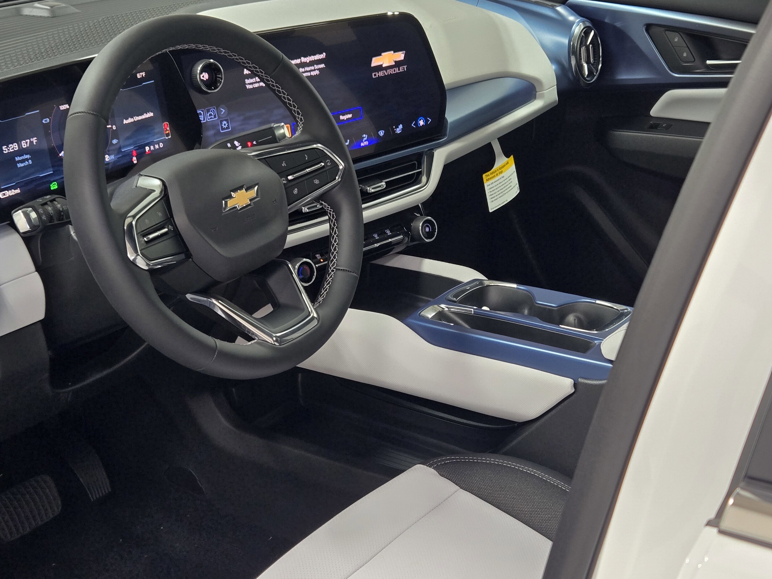 2026 Chevrolet Equinox EV 2LT - Photo 23