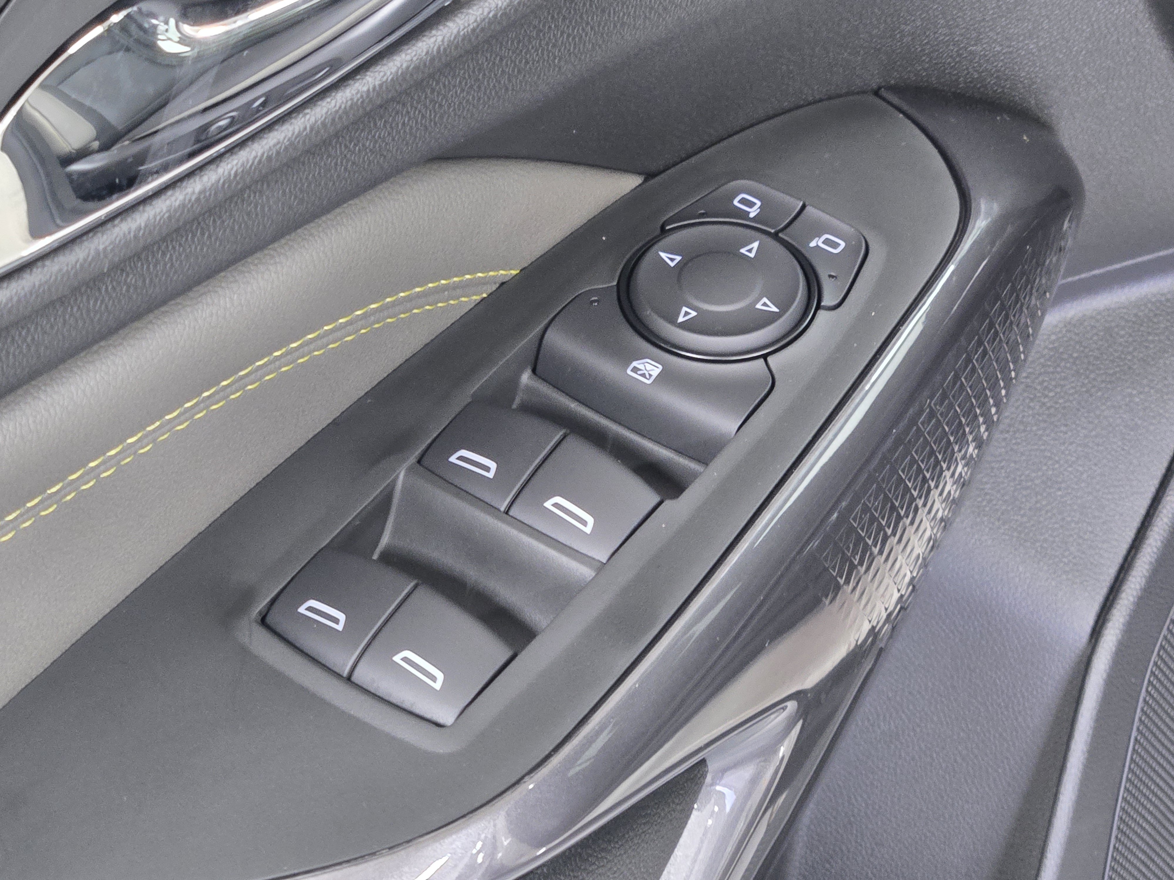 2026 Chevrolet Trax Activ - Photo 18
