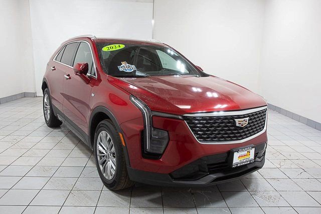 2024 Cadillac XT4 Premium Luxury
