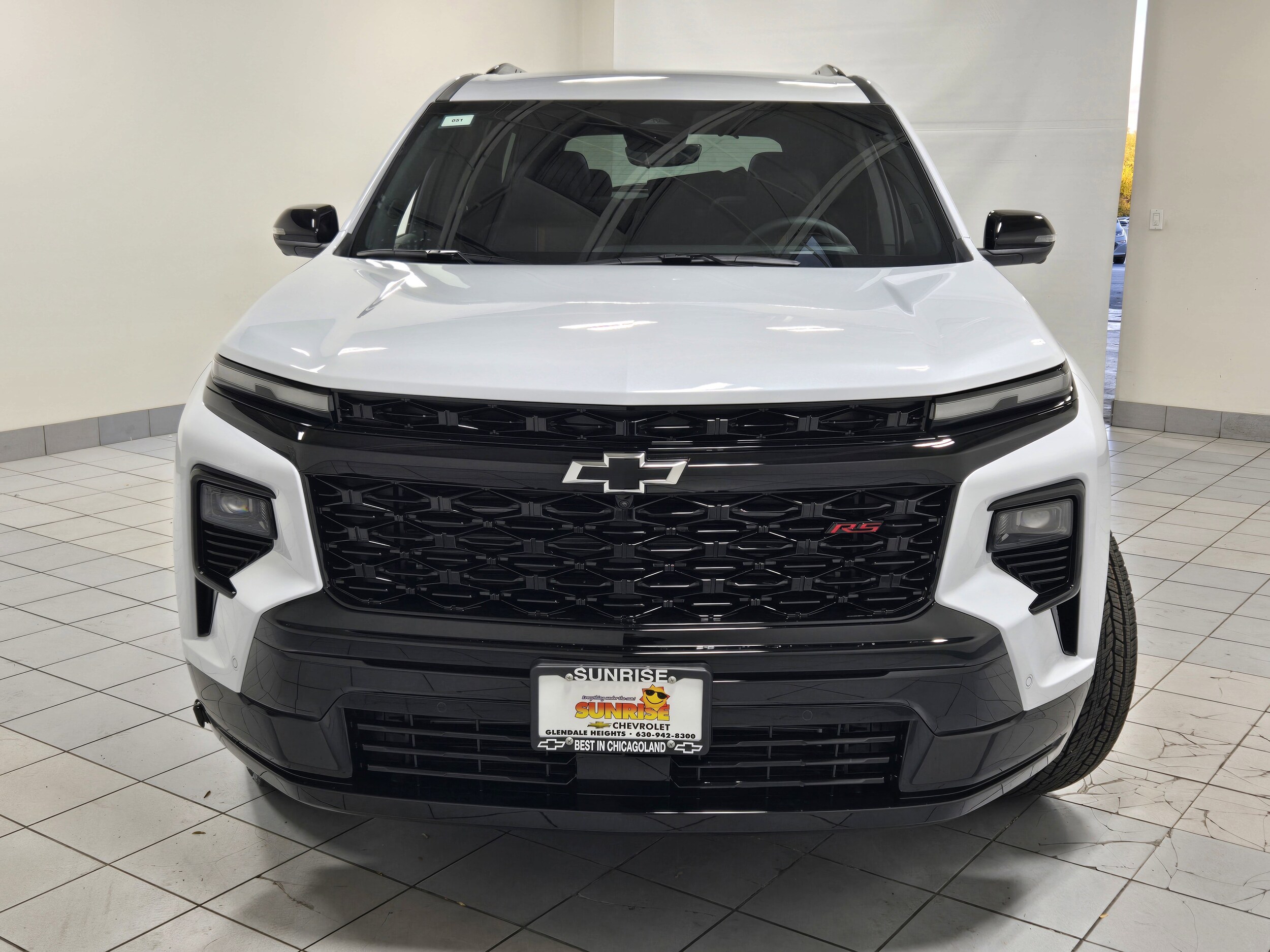 2026 Chevrolet Traverse RS photo 2