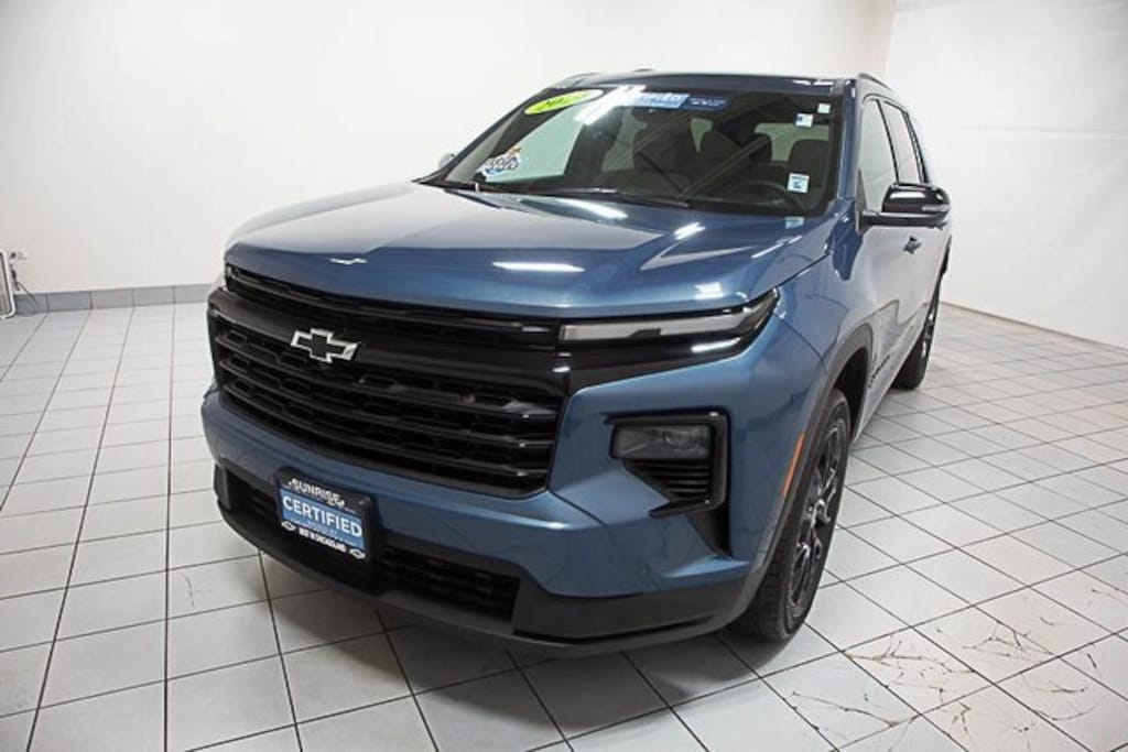 Certified 2024 Chevrolet Traverse LT SUV