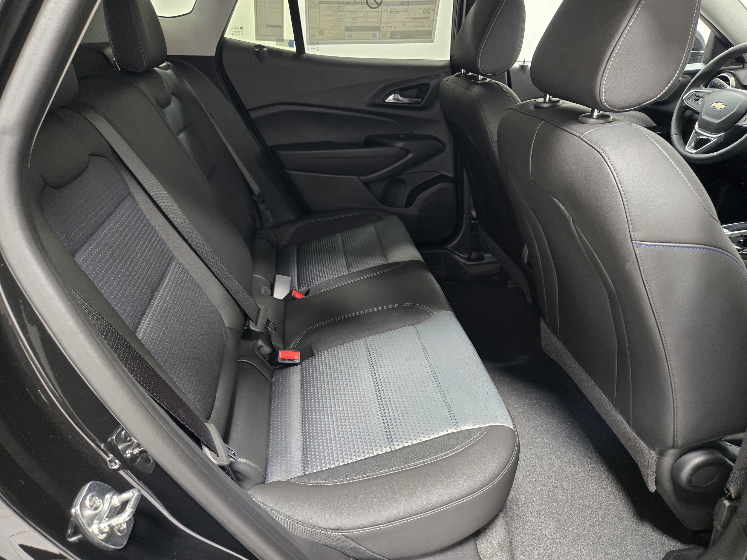 2026 Chevrolet Trax LT - Photo 9