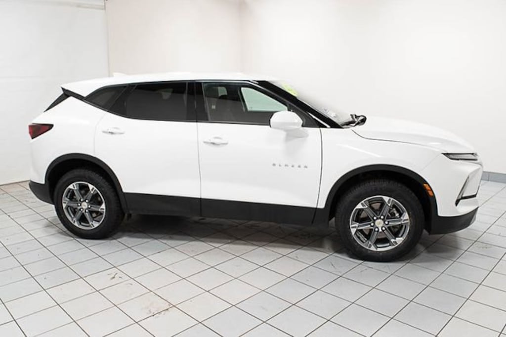 Used 2025 Chevrolet Blazer 2LT SUV