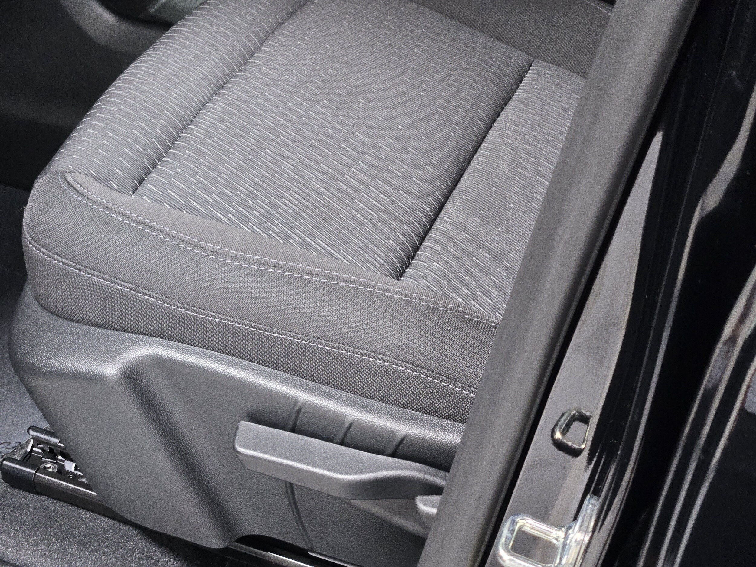 2027 Chevrolet Equinox LT - Photo 20
