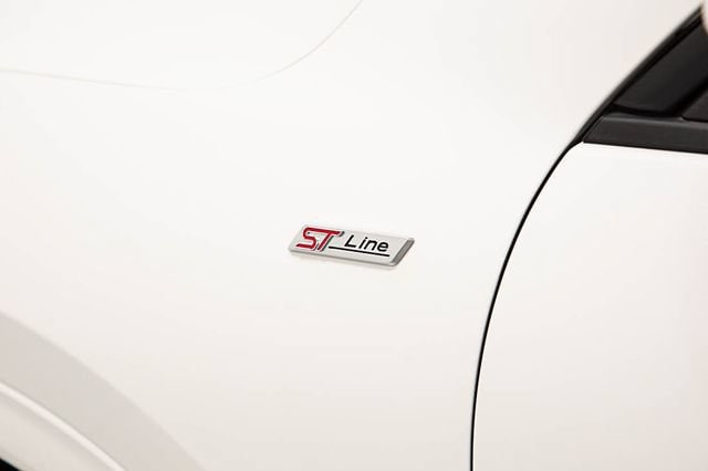 2023 Ford Escape ST-Line Elite - Photo 17