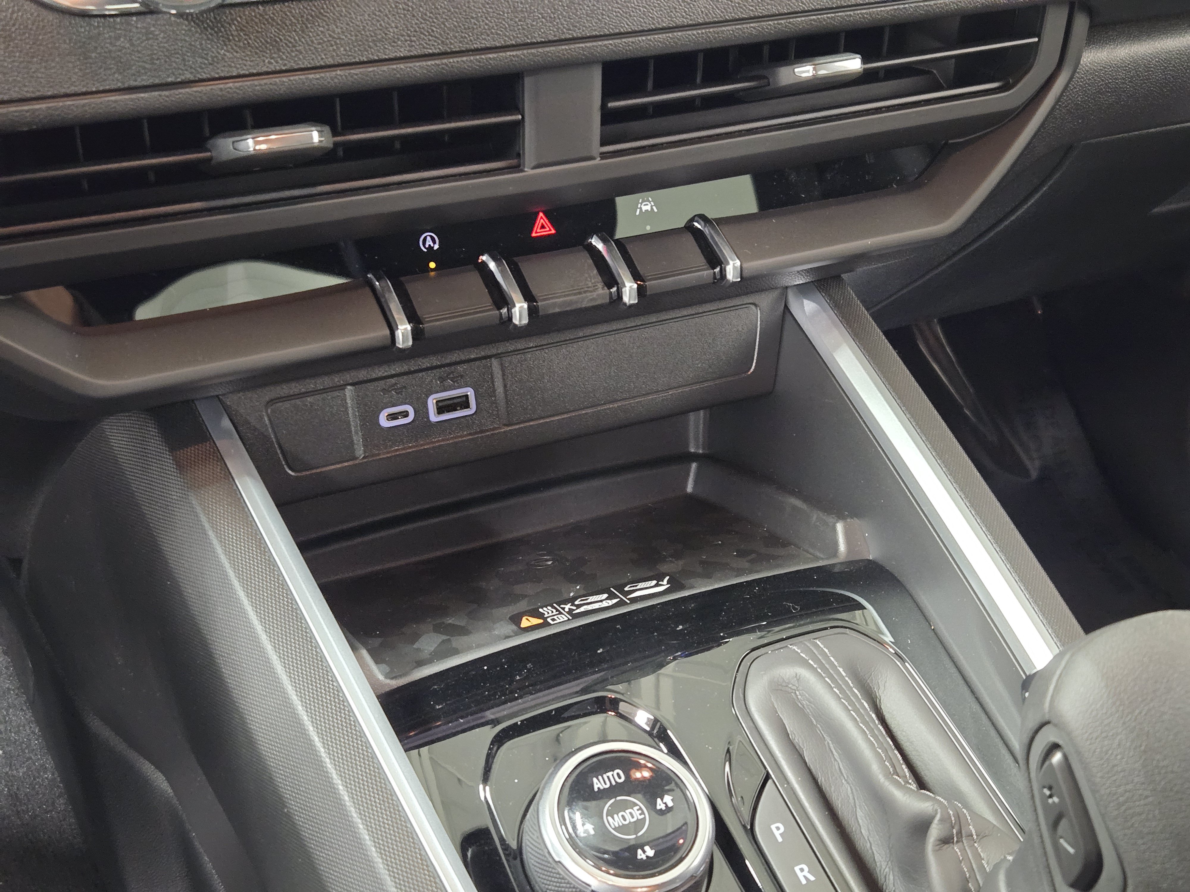 2026 Chevrolet Colorado Trail Boss - Photo 24