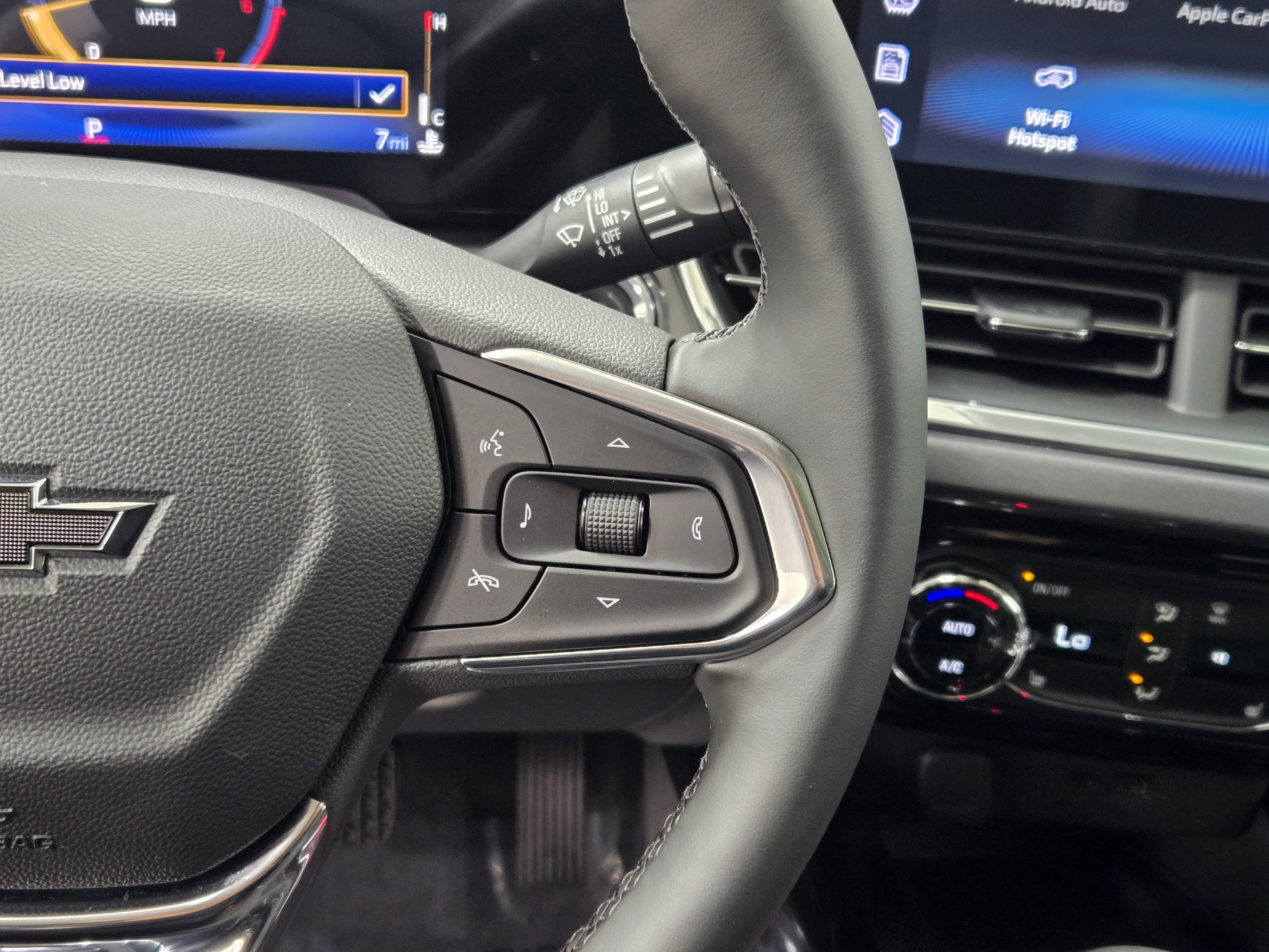 2026 Chevrolet Trax Activ - Photo 29