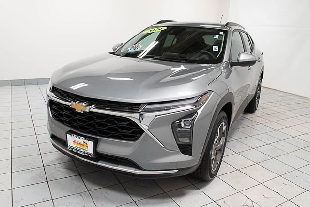 2024 Chevrolet Trax LT's photo