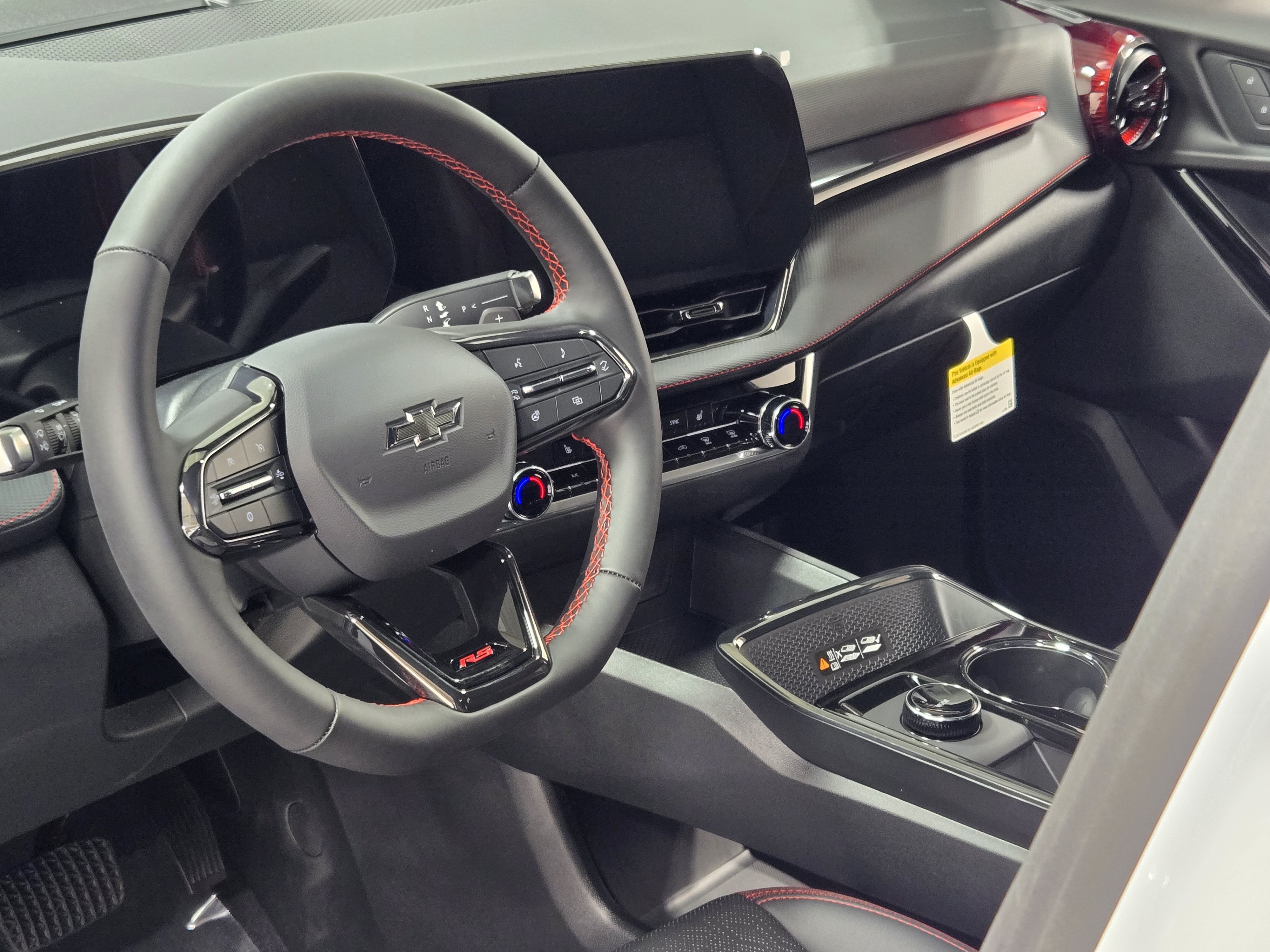 2027 Chevrolet Equinox RS - Photo 24