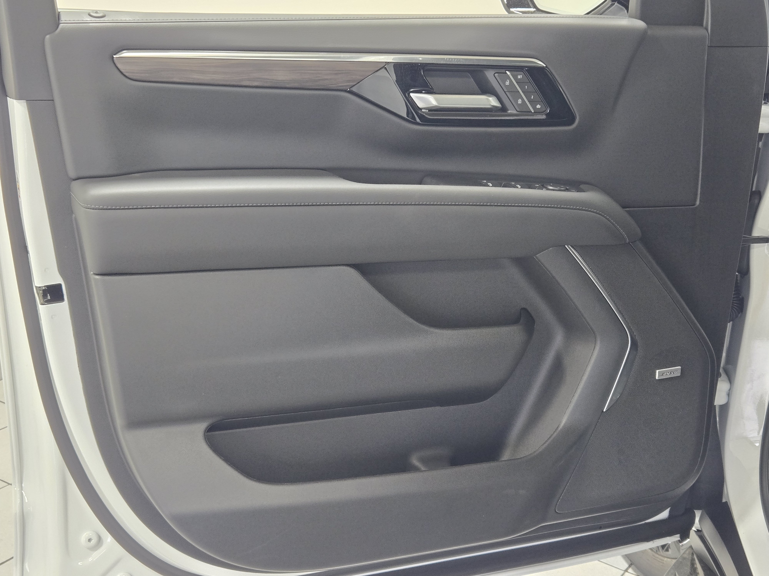 2026 Chevrolet Tahoe LT - Photo 21