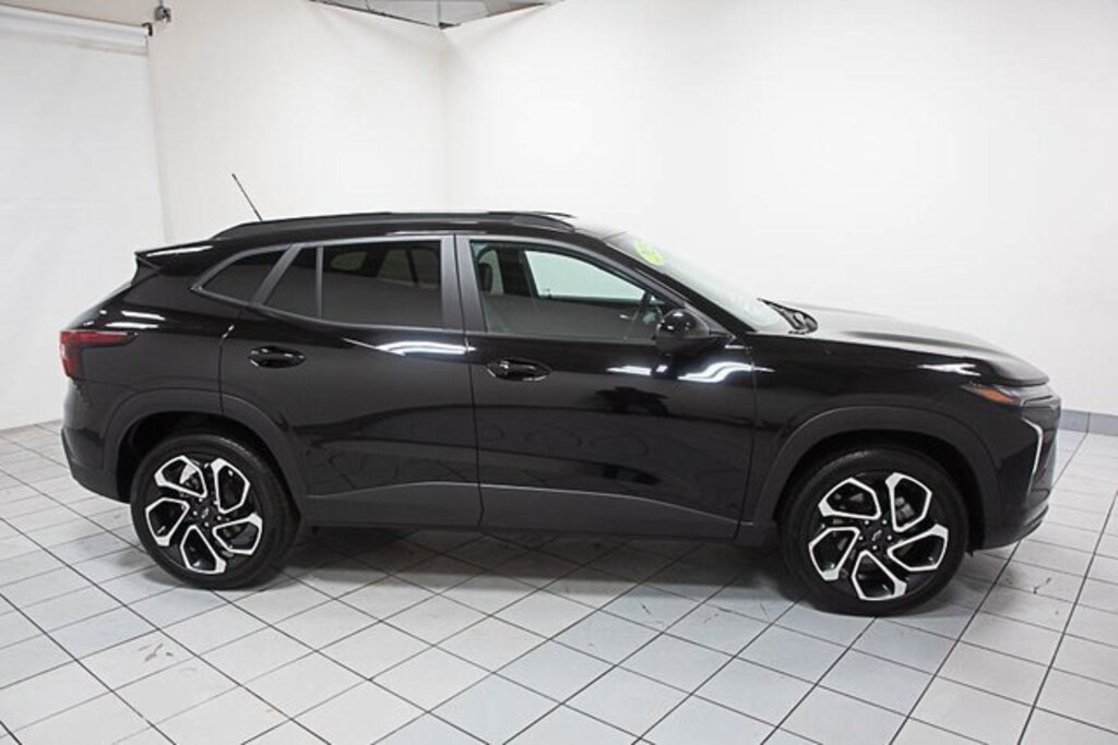Certified 2025 Chevrolet Trax 2RS SUV