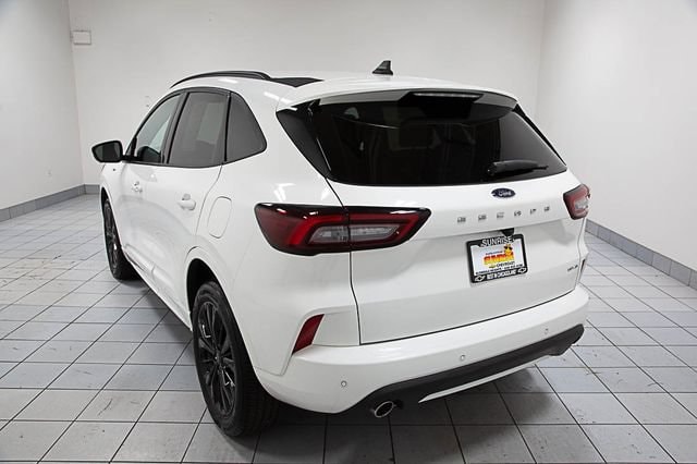 2023 Ford Escape ST-Line Elite - Photo 7