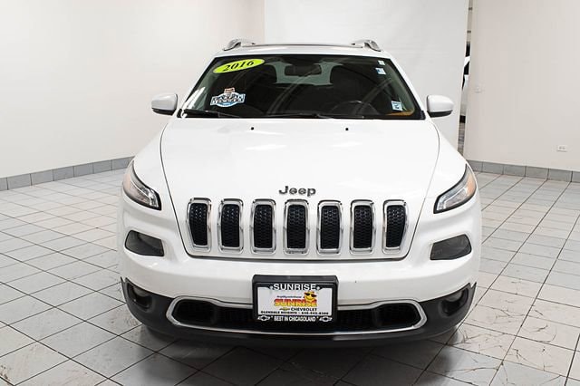 Used 2016 Jeep Cherokee Limited with VIN 1C4PJMDS1GW187240 for sale in Glendale Heights, IL