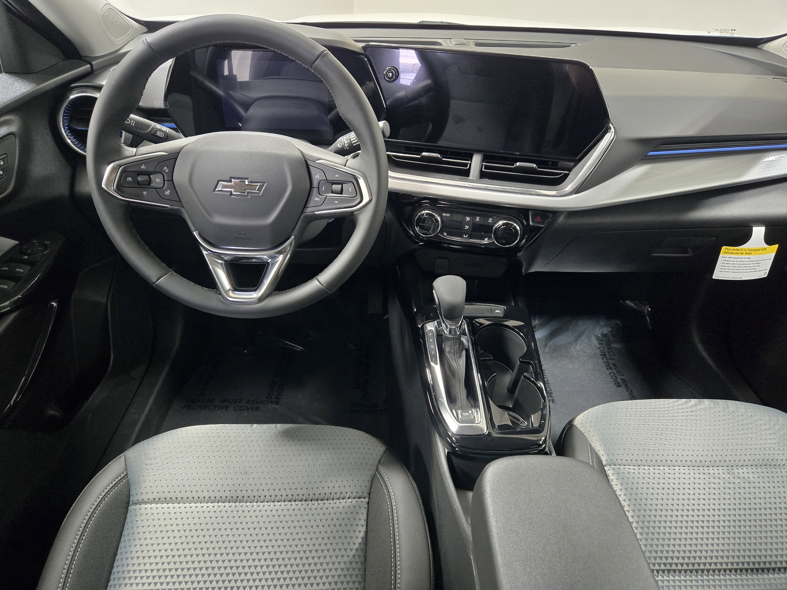 2026 Chevrolet Trax LT - Photo 18