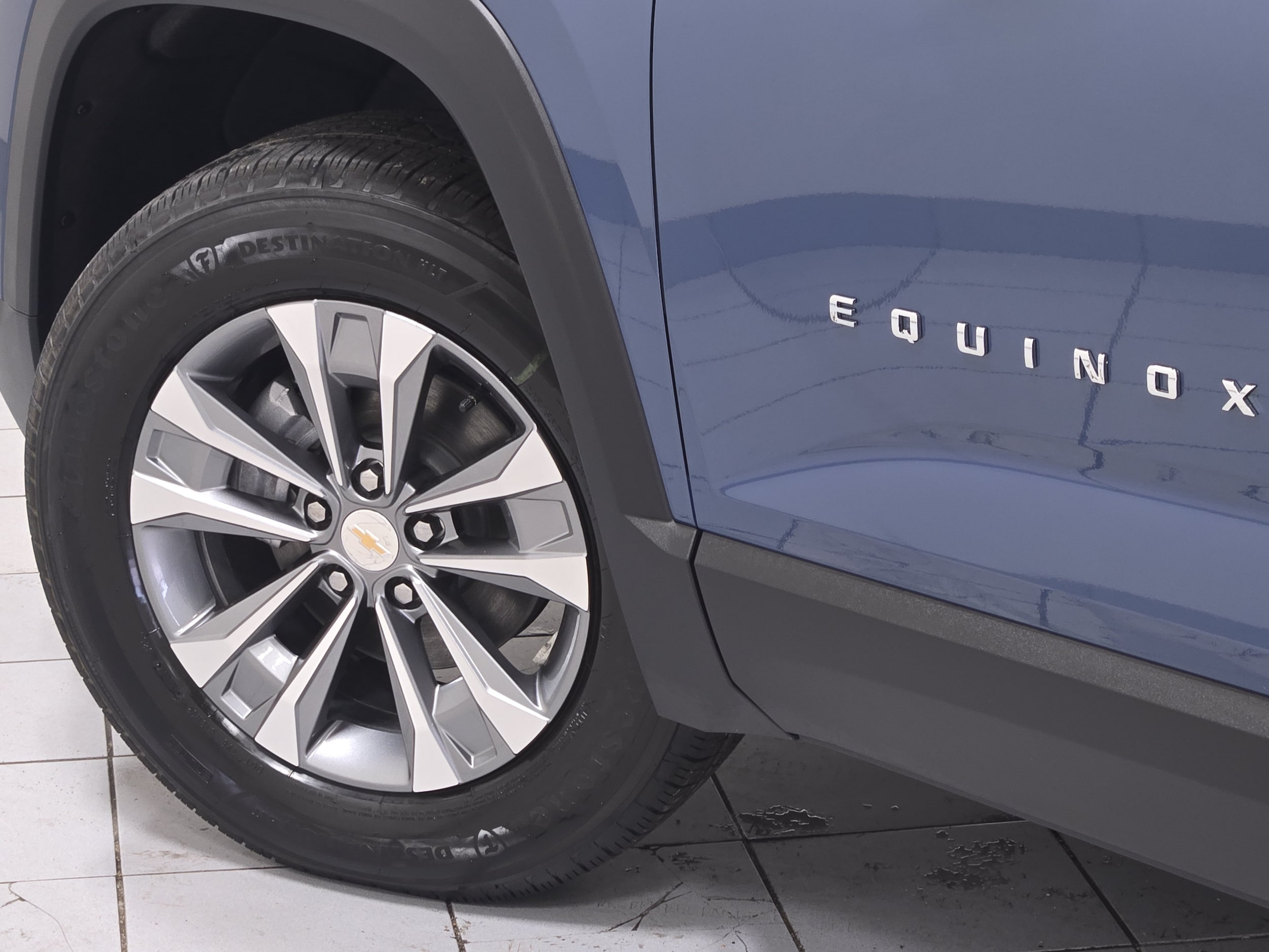 2027 Chevrolet Equinox LT - Photo 15