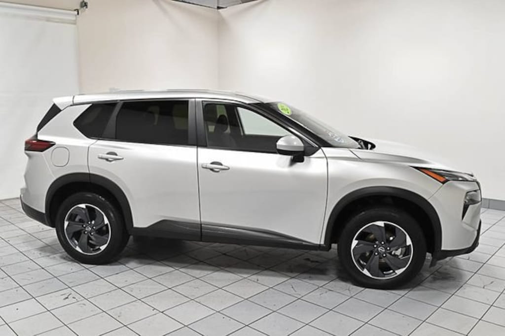 Used 2025 Nissan Rogue SV SUV
