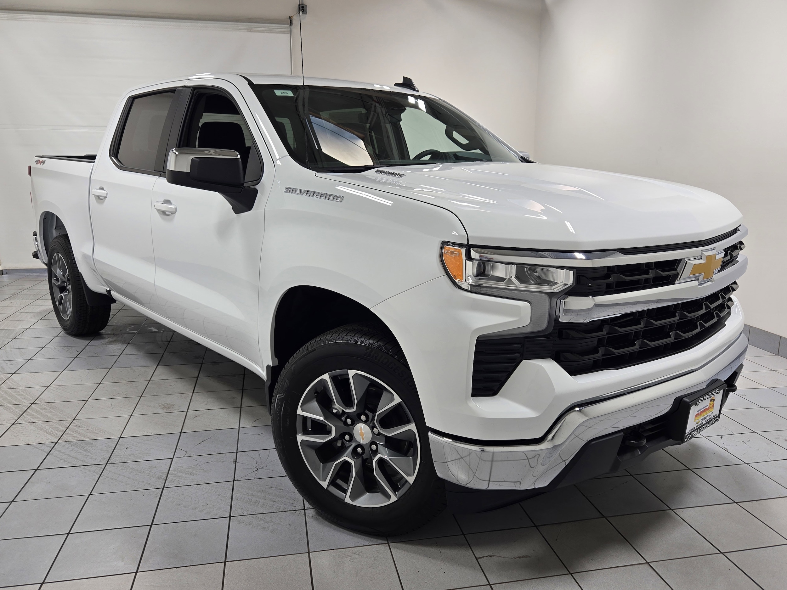 2026 Chevrolet Silverado LT's photo