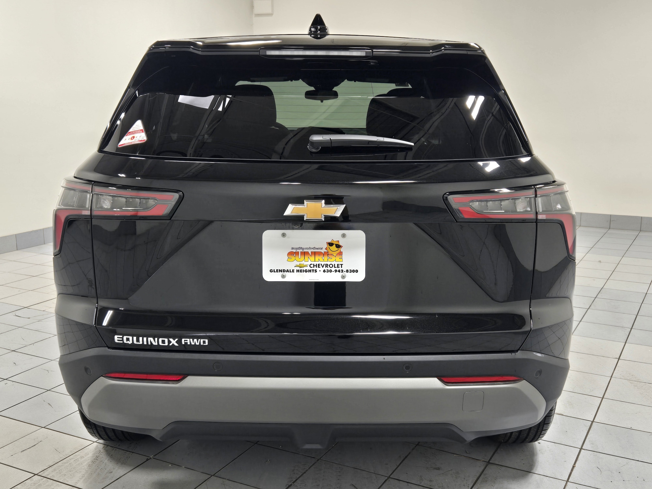 2027 Chevrolet Equinox LT - Photo 10