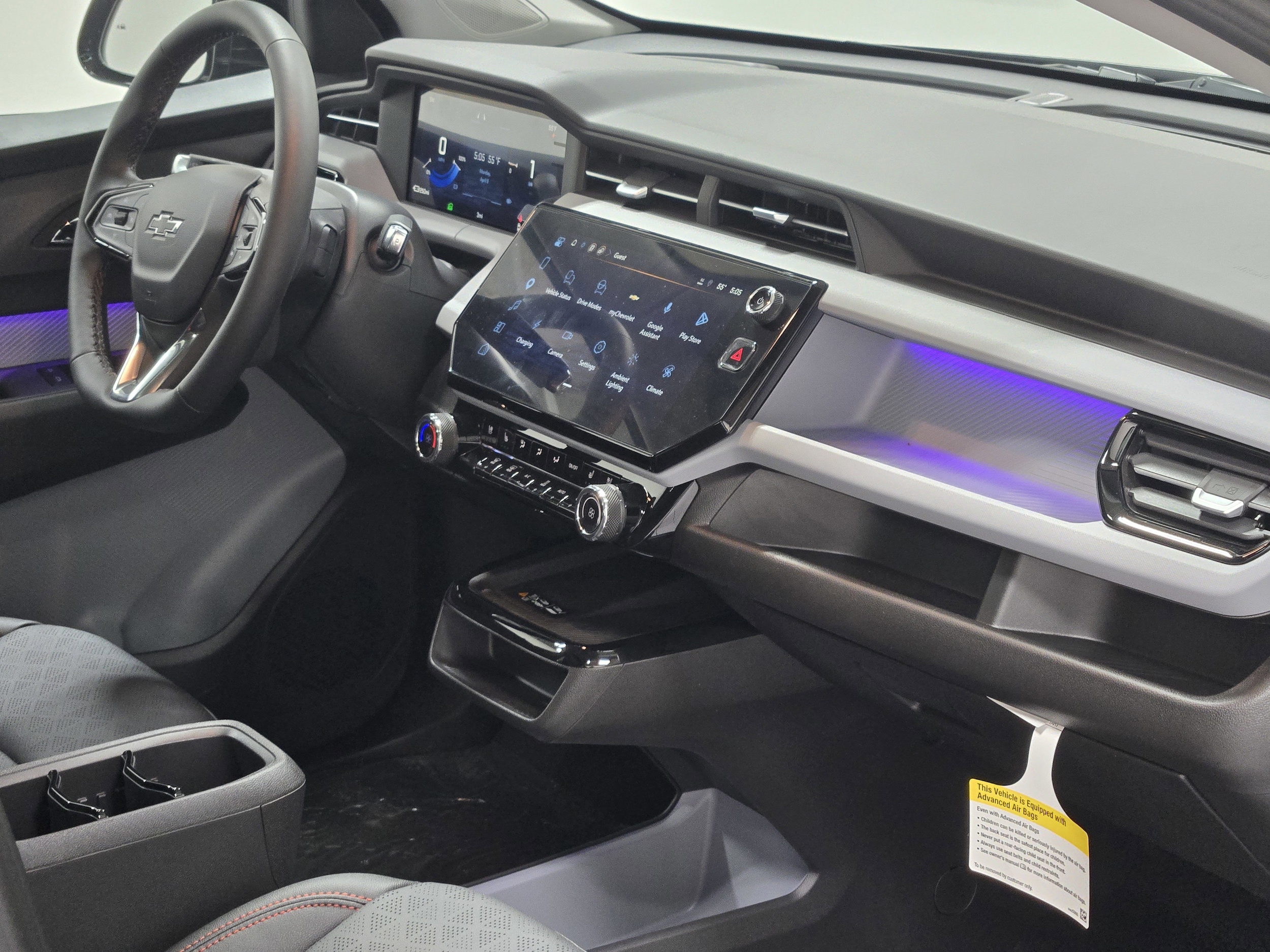 2027 Chevrolet Bolt RS - Photo 8