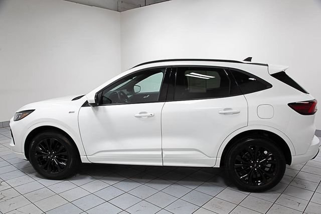 2023 Ford Escape ST-Line Elite - Photo 8