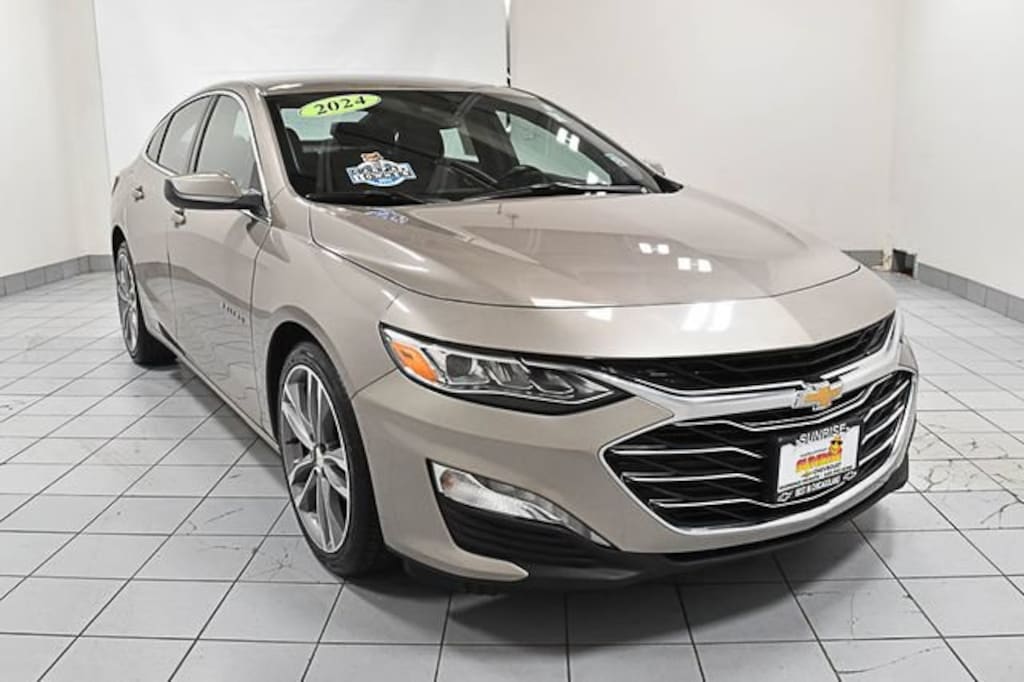 Used 2024 Chevrolet Malibu 2LT Sedan
