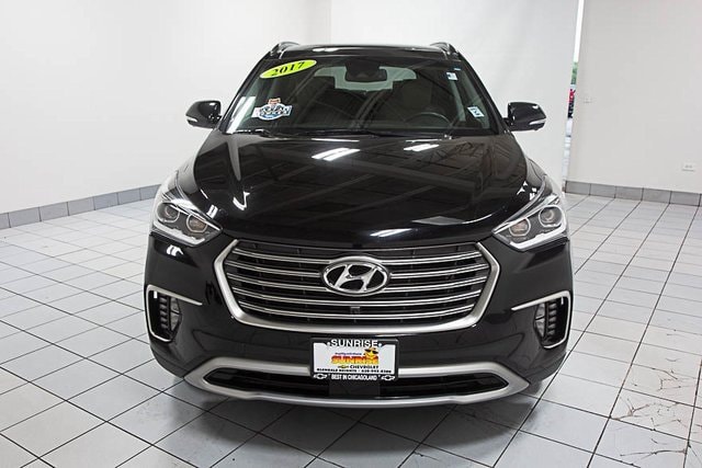 Used 2017 Hyundai Santa Fe Limited Ultimate with VIN KM8SRDHF1HU246781 for sale in Glendale Heights, IL