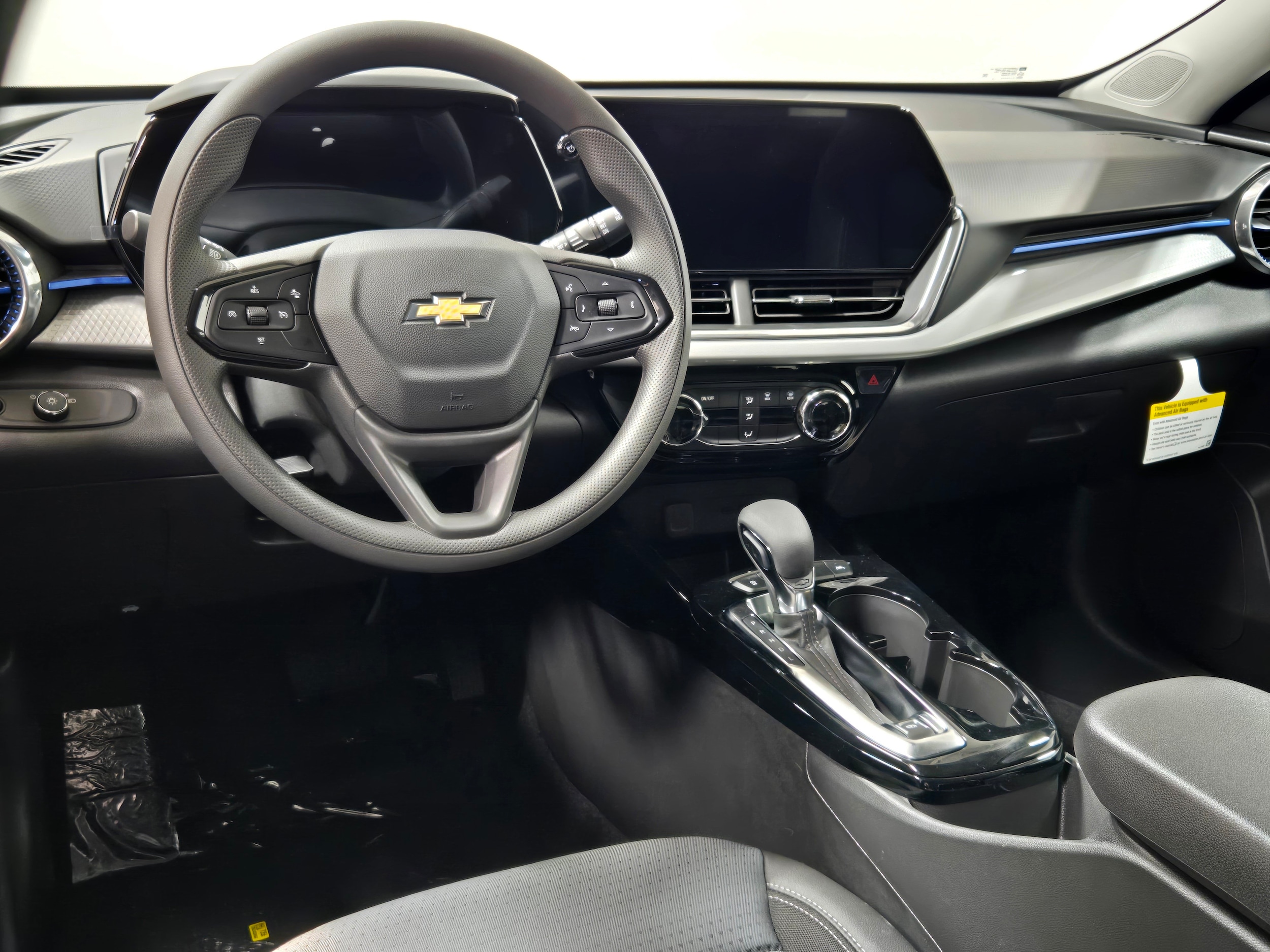 2026 Chevrolet Trax LT - Photo 16