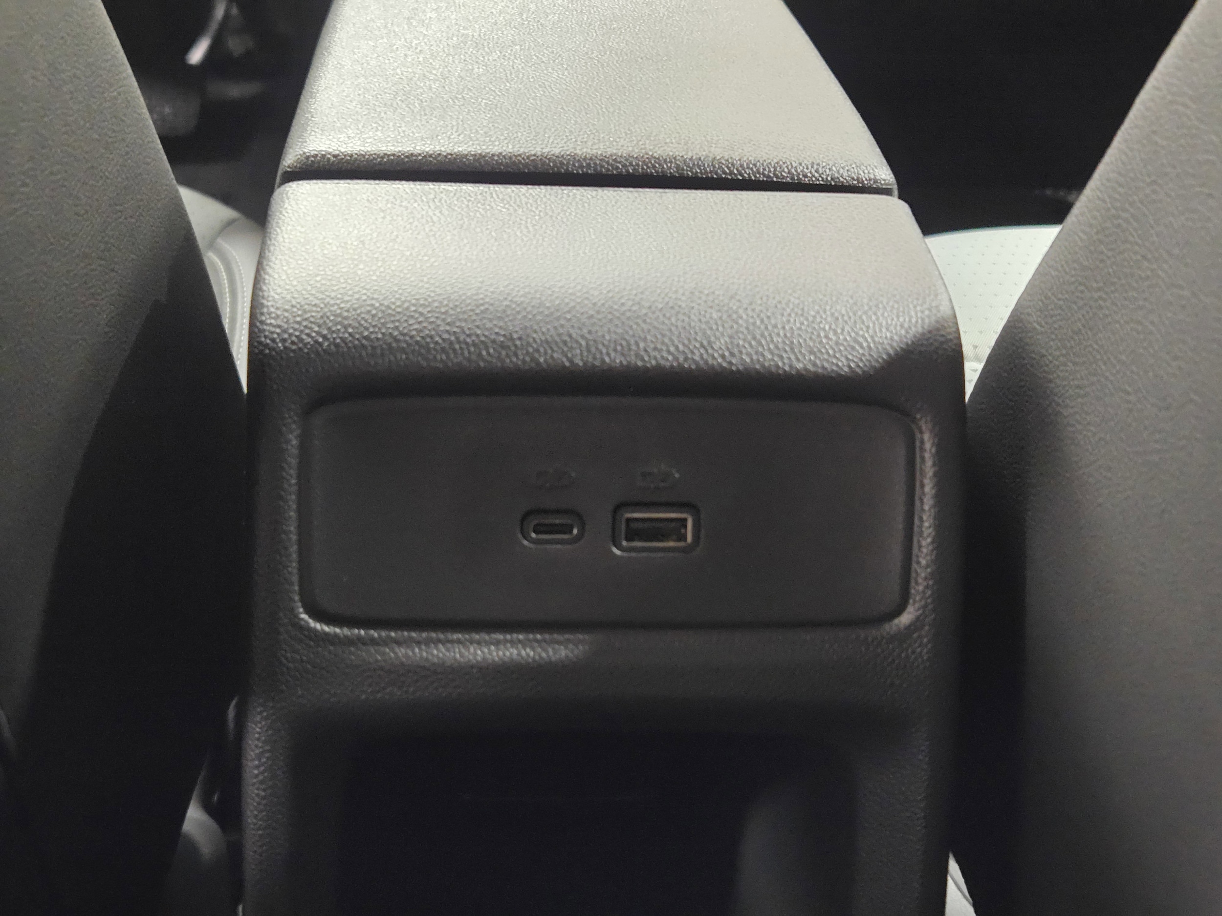 2026 Chevrolet Trax LT - Photo 16