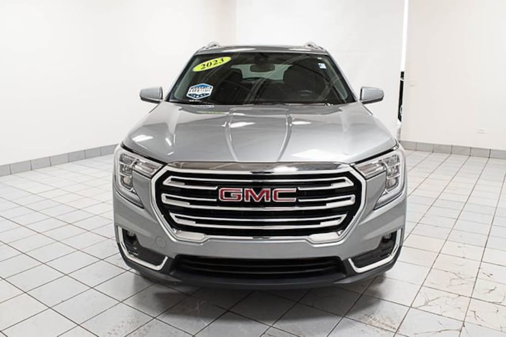 Used 2023 GMC Terrain SLT SUV