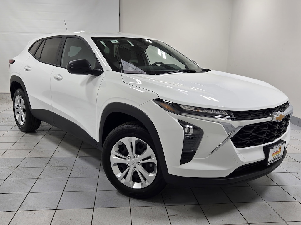 New 2026 Chevrolet Trax LS SUV