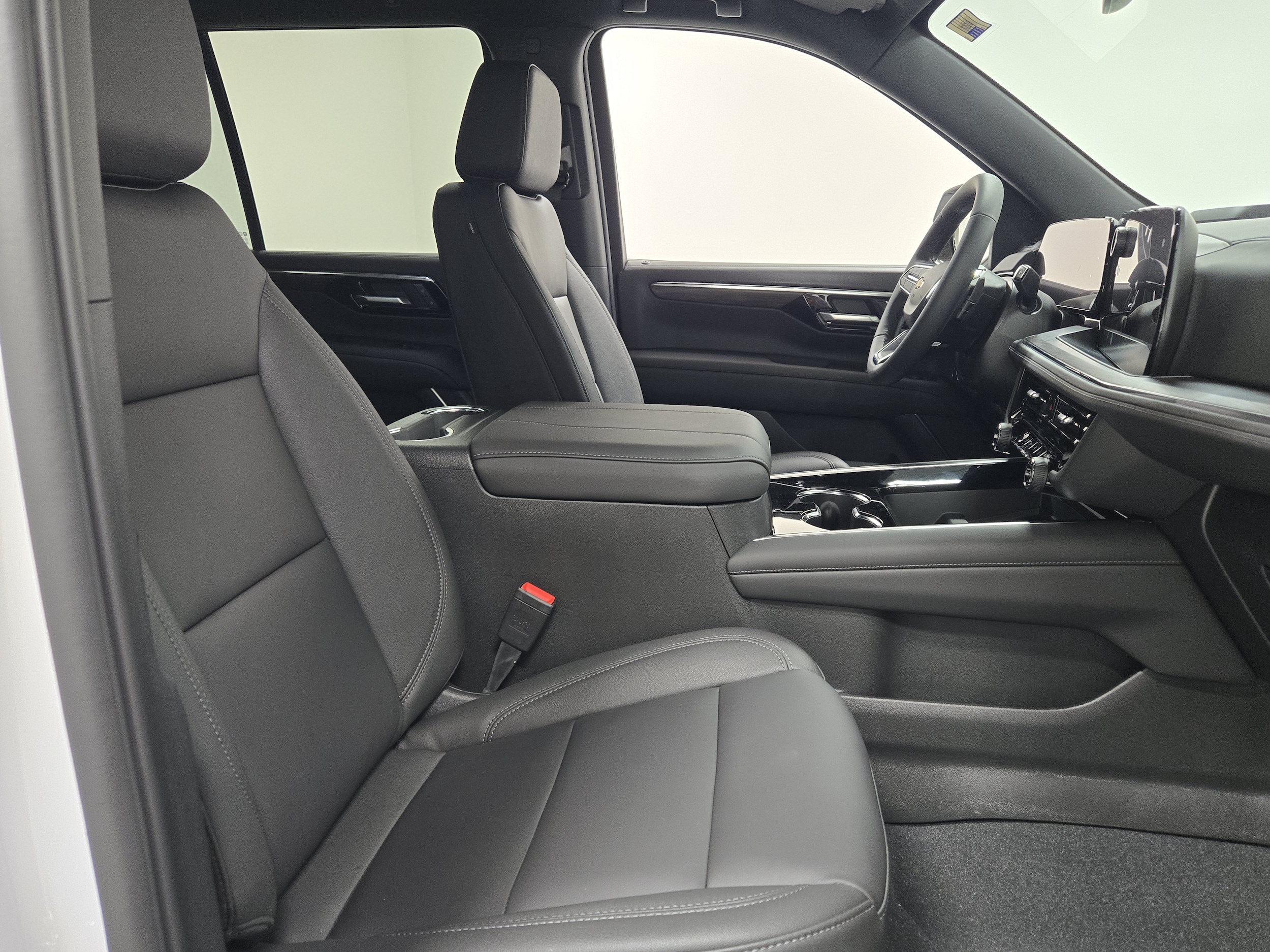 2026 Chevrolet Tahoe LT - Photo 6
