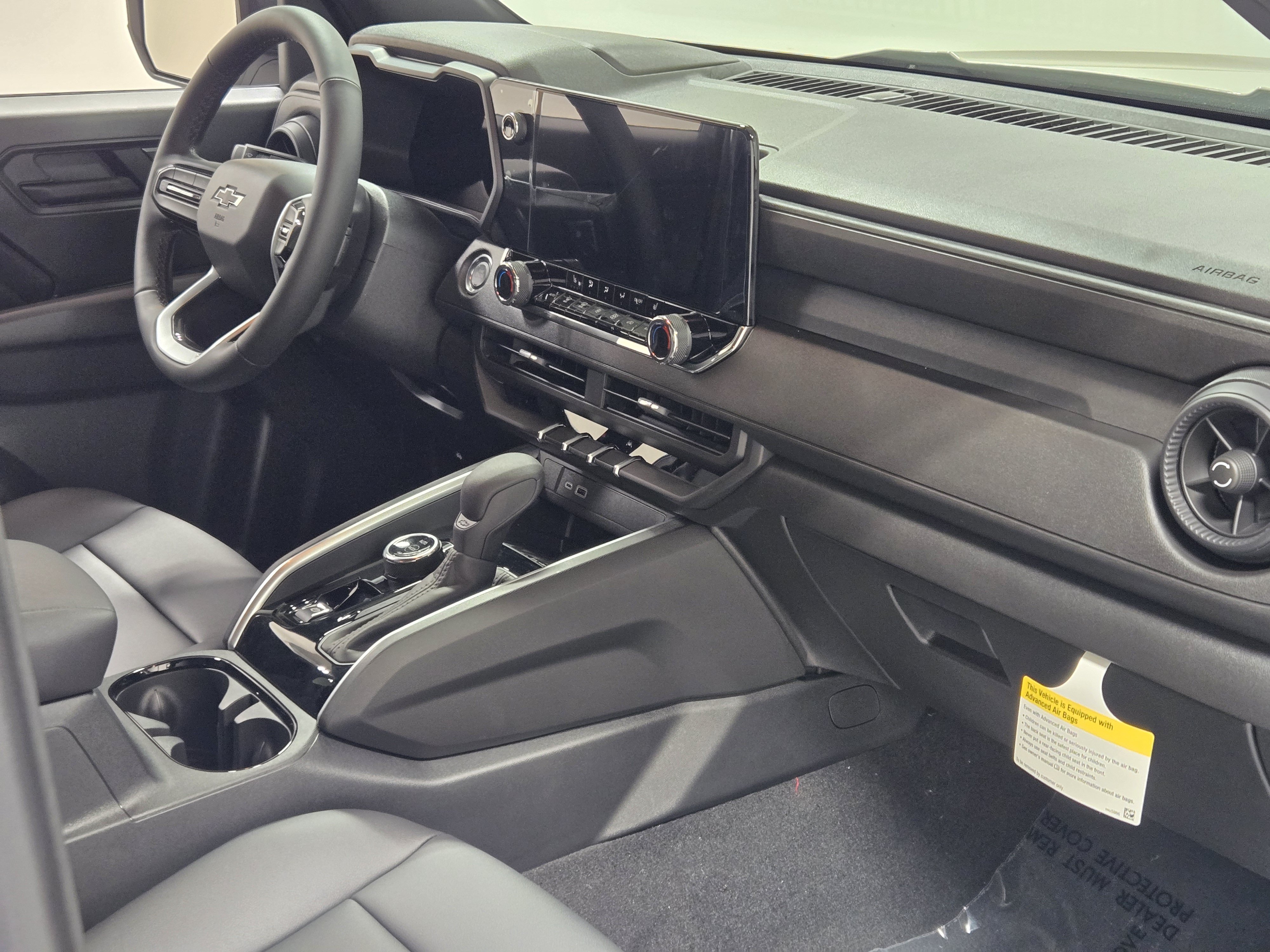 2026 Chevrolet Colorado Trail Boss - Photo 7