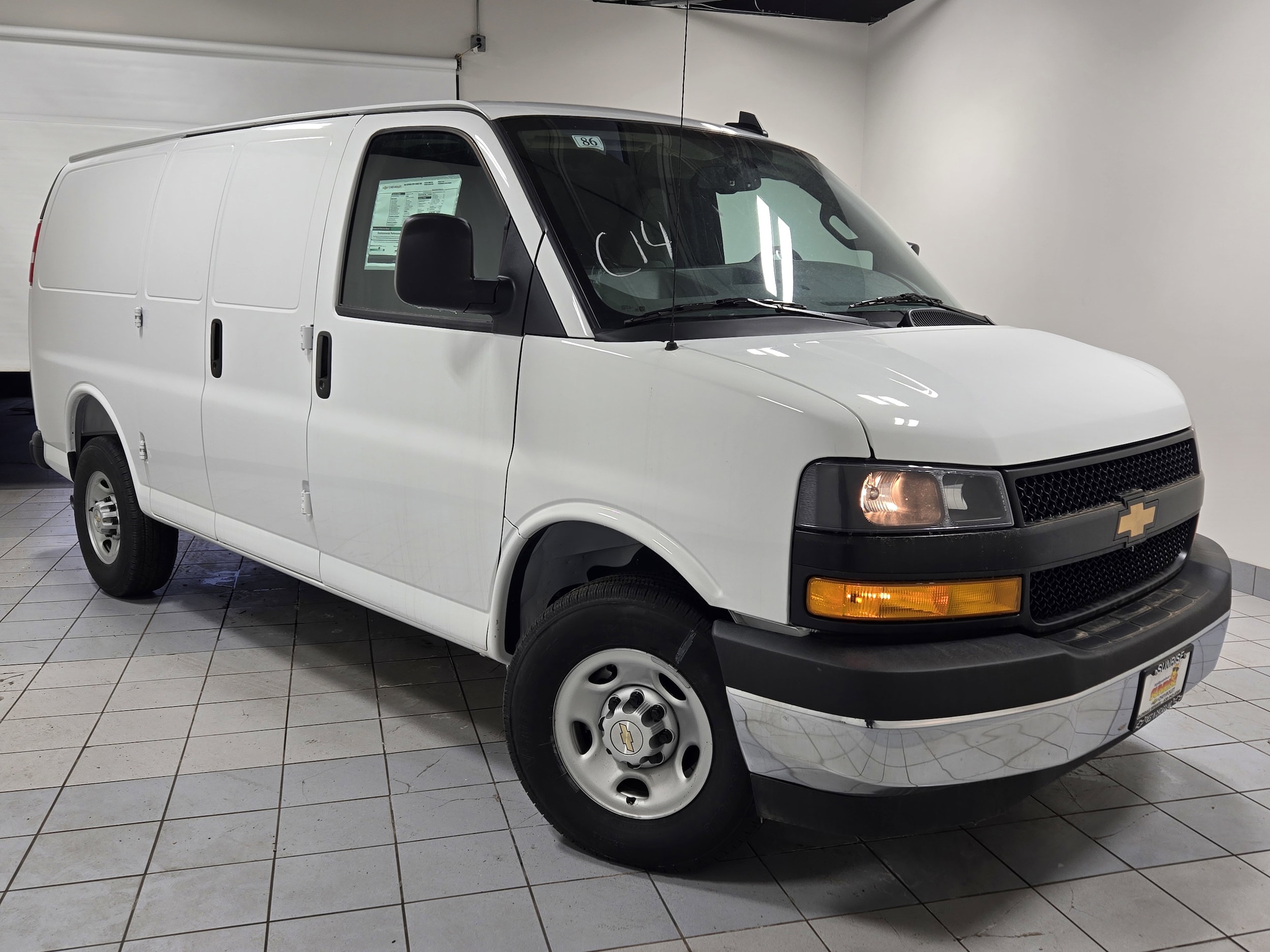 2025 Chevrolet Express 2500 Work Van HD's photo