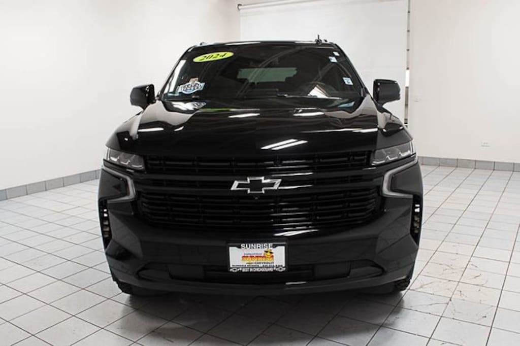 Used 2024 Chevrolet Suburban RST SUV