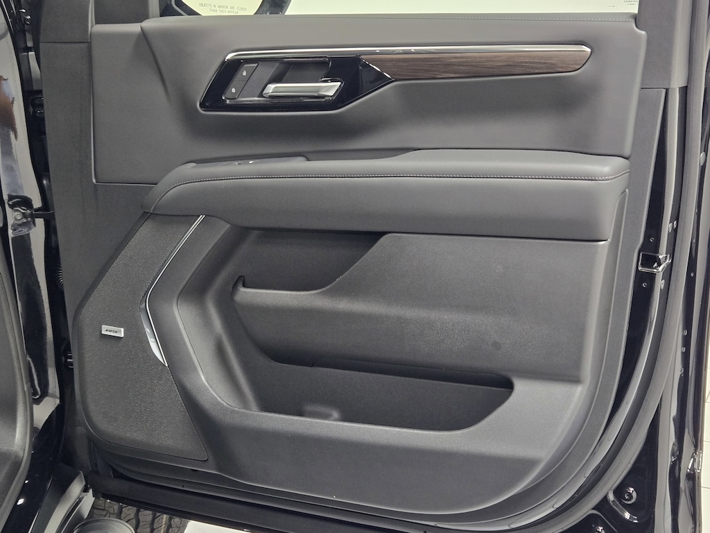 New 2026 Chevrolet Suburban Z71 SUV