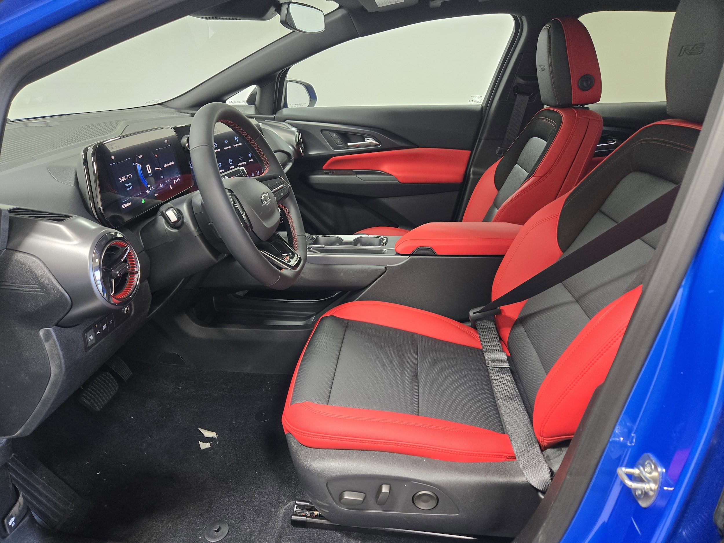 2026 Chevrolet Equinox EV RS - Photo 22