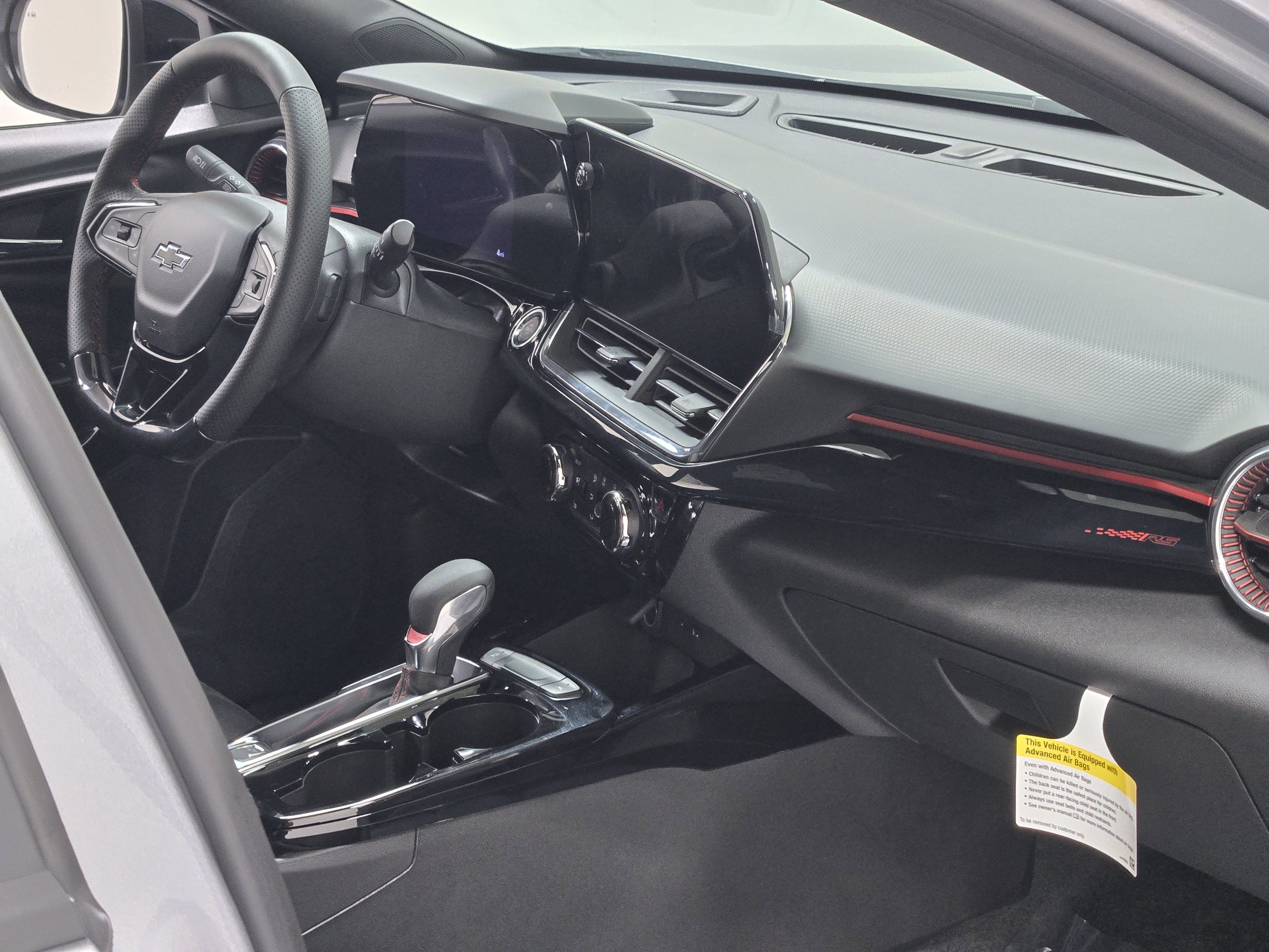 2026 Chevrolet Trax RS - Photo 7