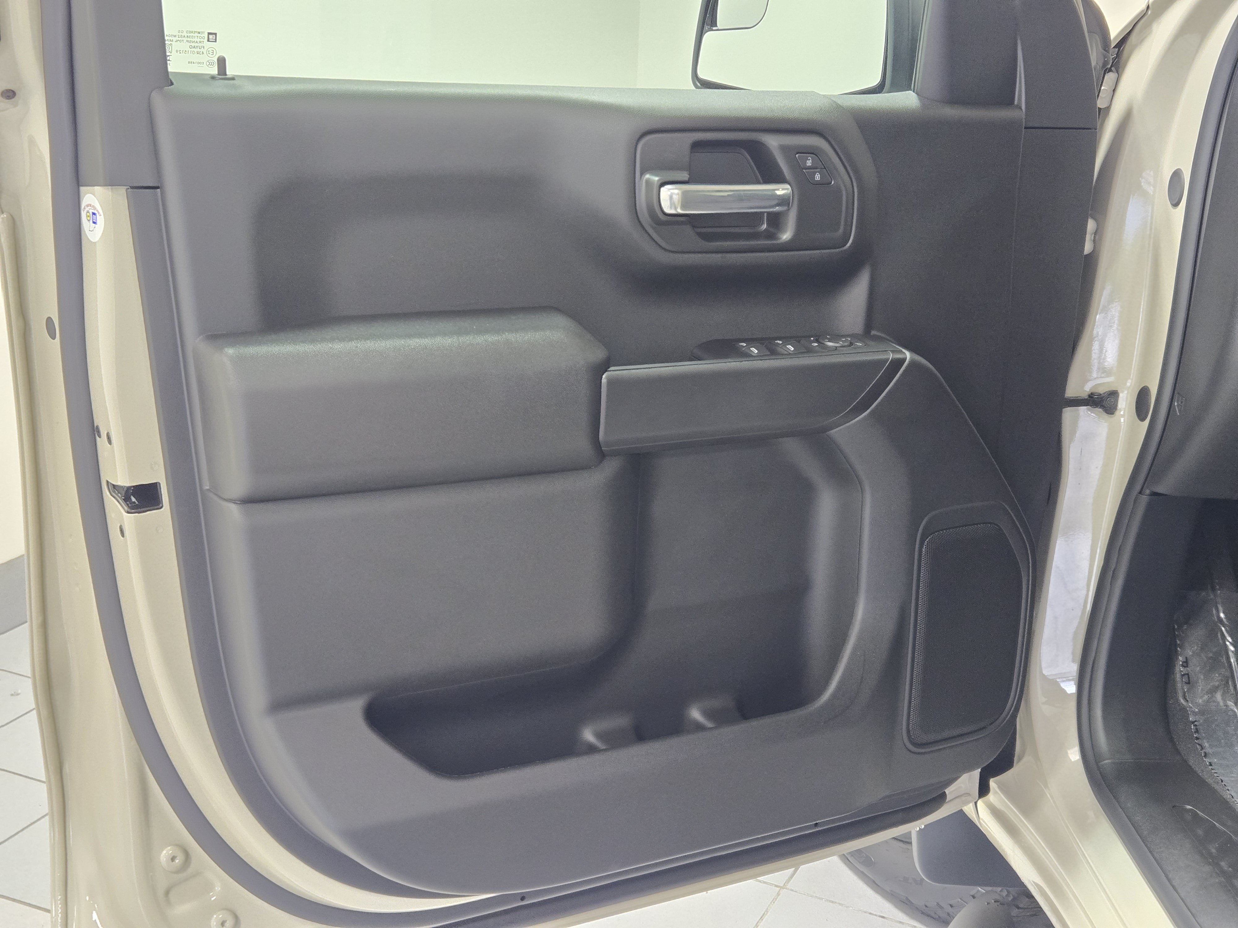 2026 Chevrolet Silverado 1500 Custom - Photo 16