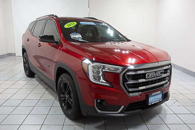 2023 GMC Terrain AT4's photo