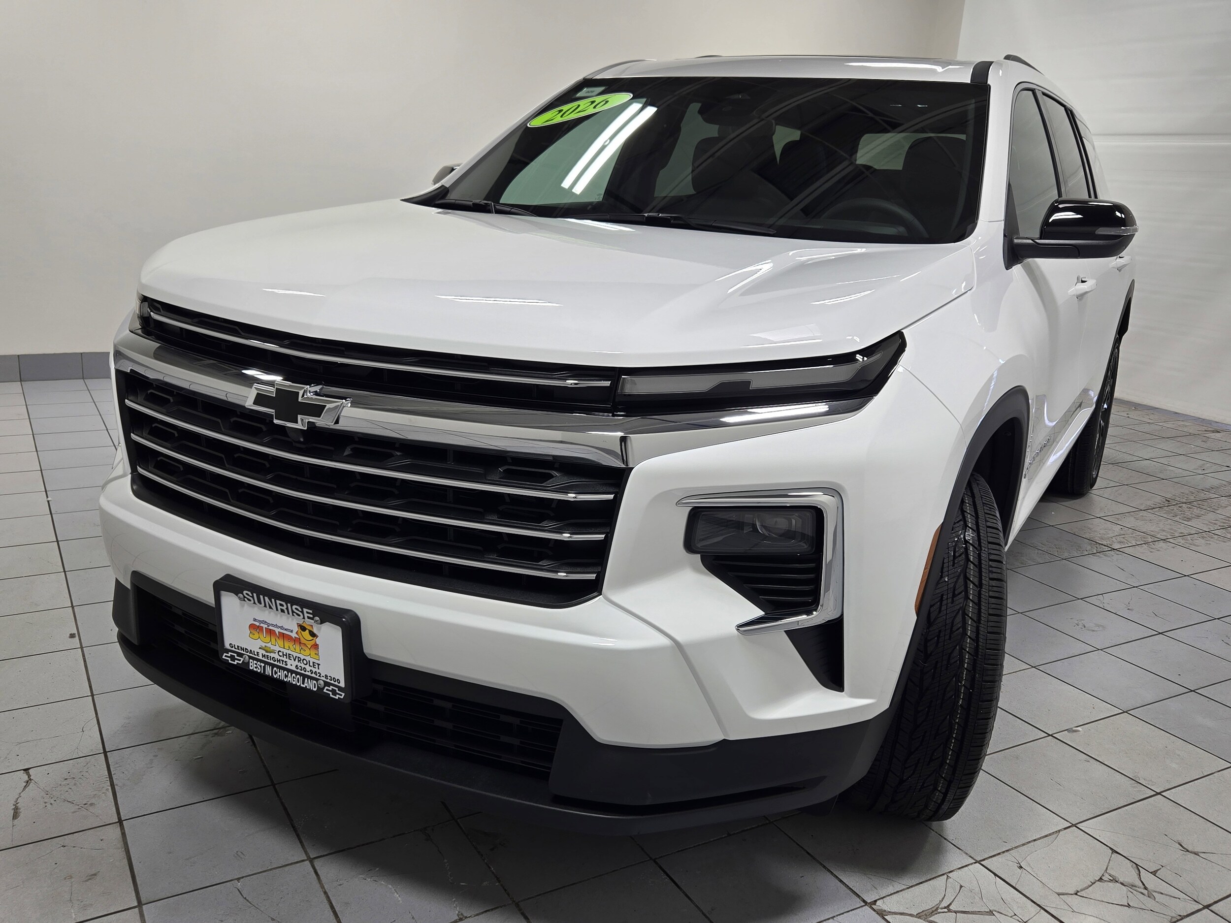 2026 Chevrolet Traverse photo 2