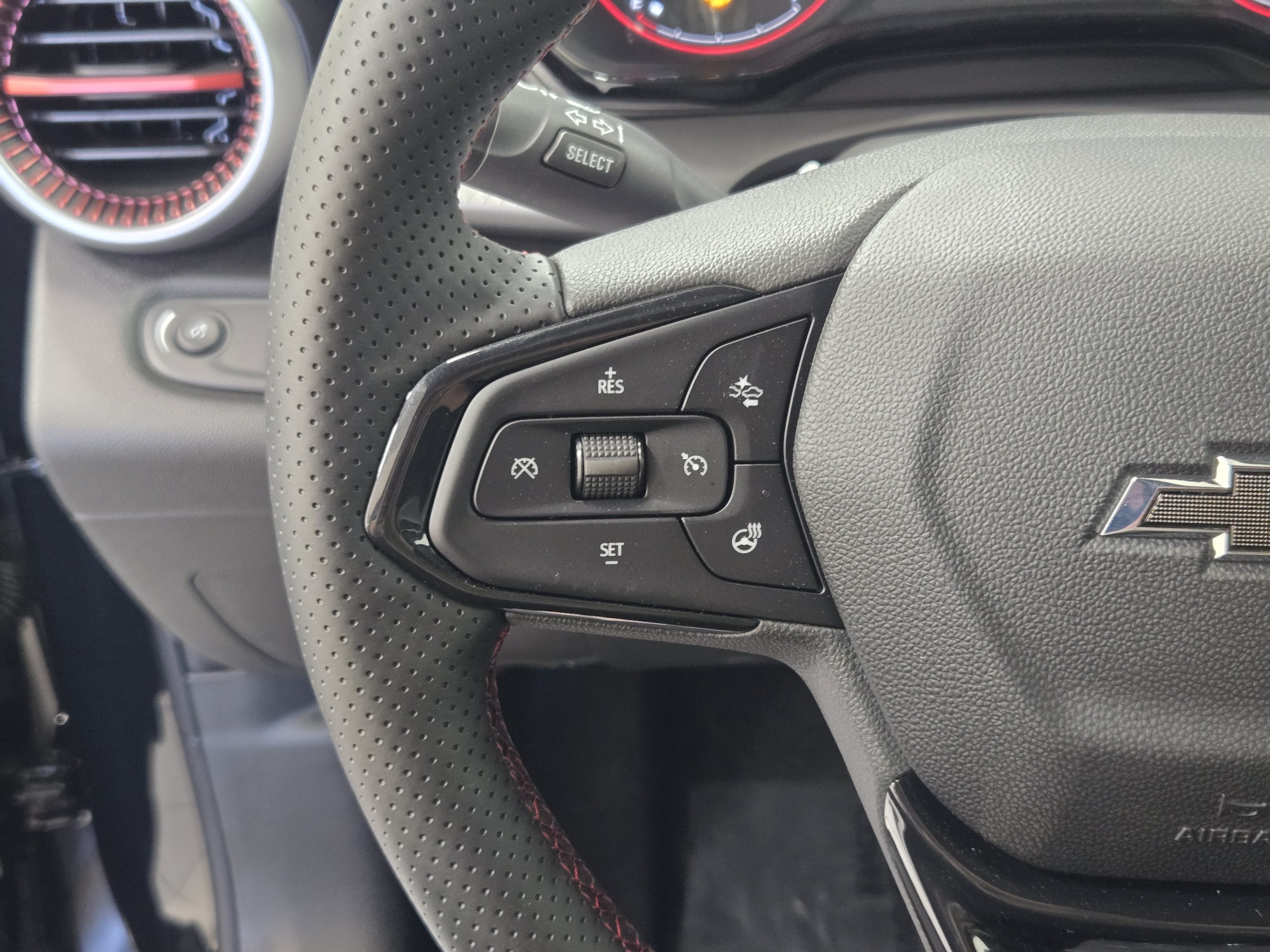 2026 Chevrolet Trax RS - Photo 25