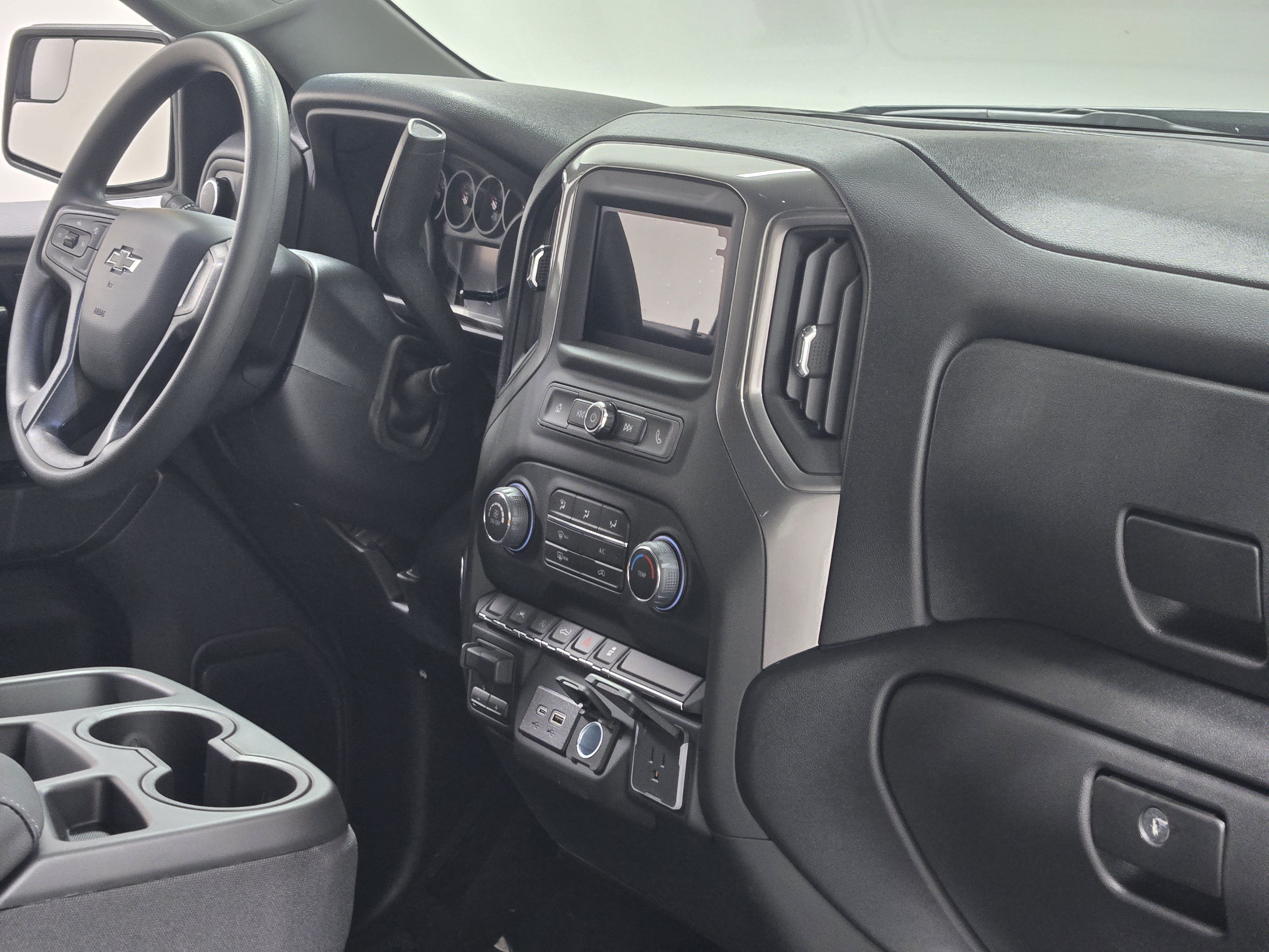 2026 Chevrolet Silverado 1500 Custom - Photo 8