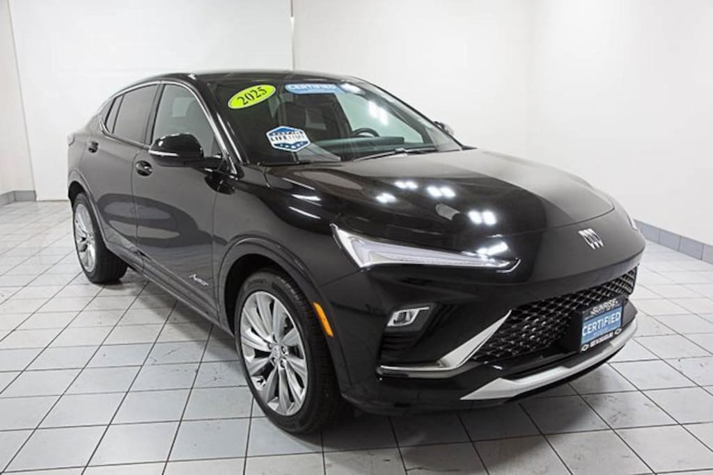 Certified 2025 Buick Envista Avenir SUV