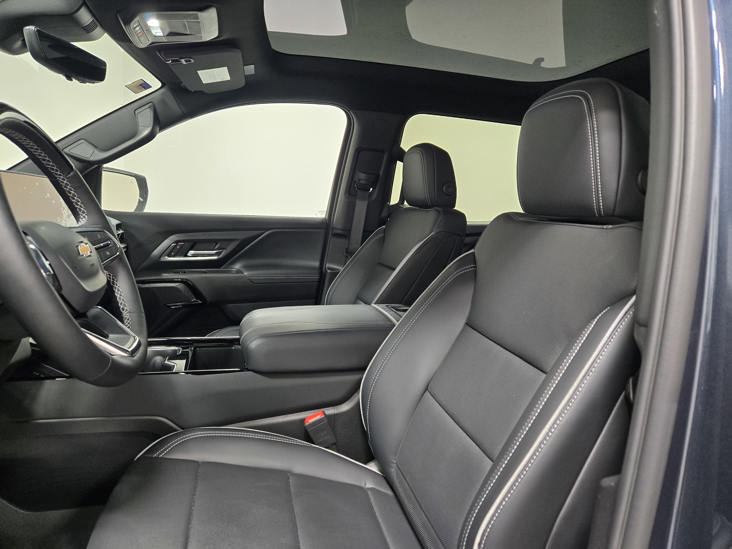 2026 Chevrolet Silverado EV LT - Photo 20