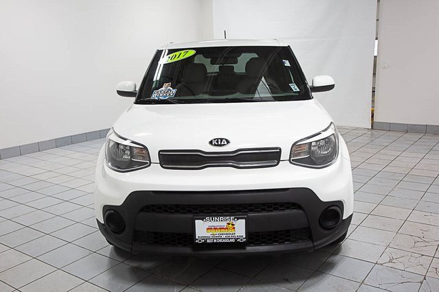 Used 2017 Kia Soul Base with VIN KNDJN2A26H7448649 for sale in Glendale Heights, IL