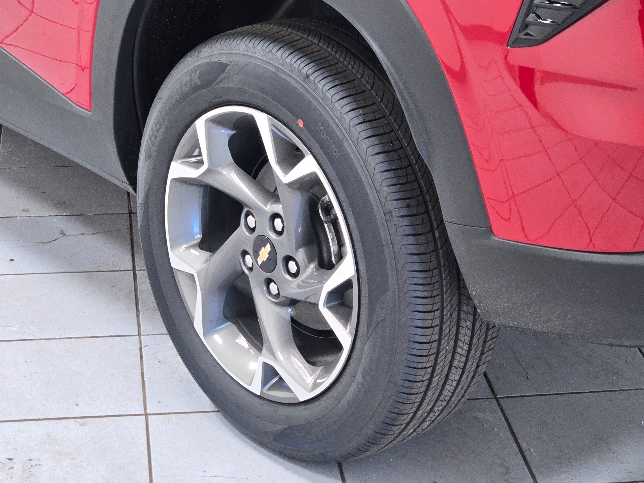 2026 Chevrolet Trax LT - Photo 14