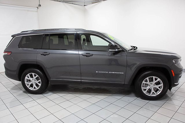 Used 2021 Jeep Grand Cherokee L Limited with VIN 1C4RJKBG8M8142582 for sale in Glendale Heights, IL