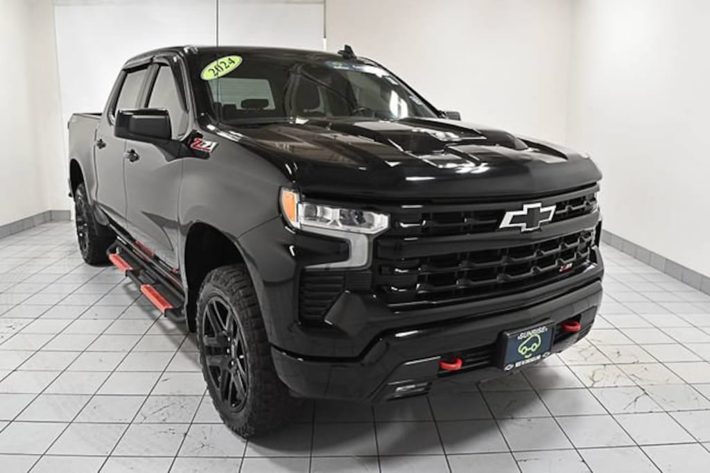 Used 2024 Chevrolet Silverado 1500 LT Trail Boss Truck Crew Cab