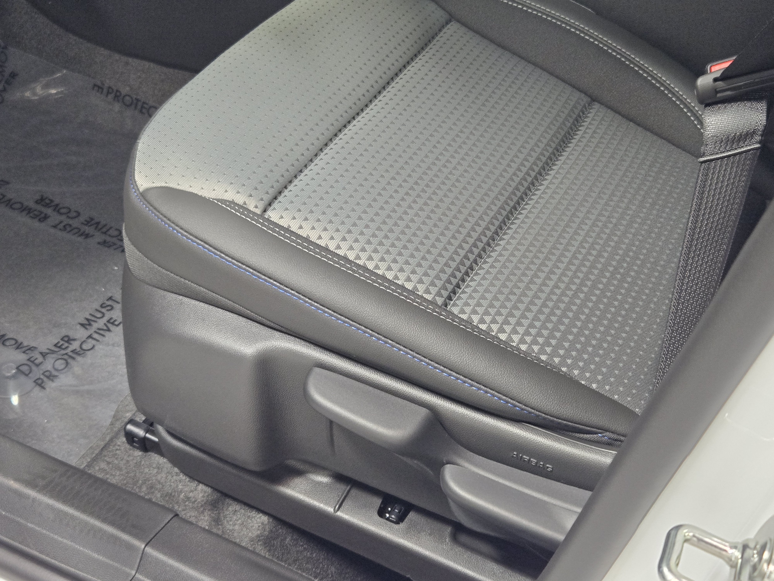 2026 Chevrolet Trax LT - Photo 20