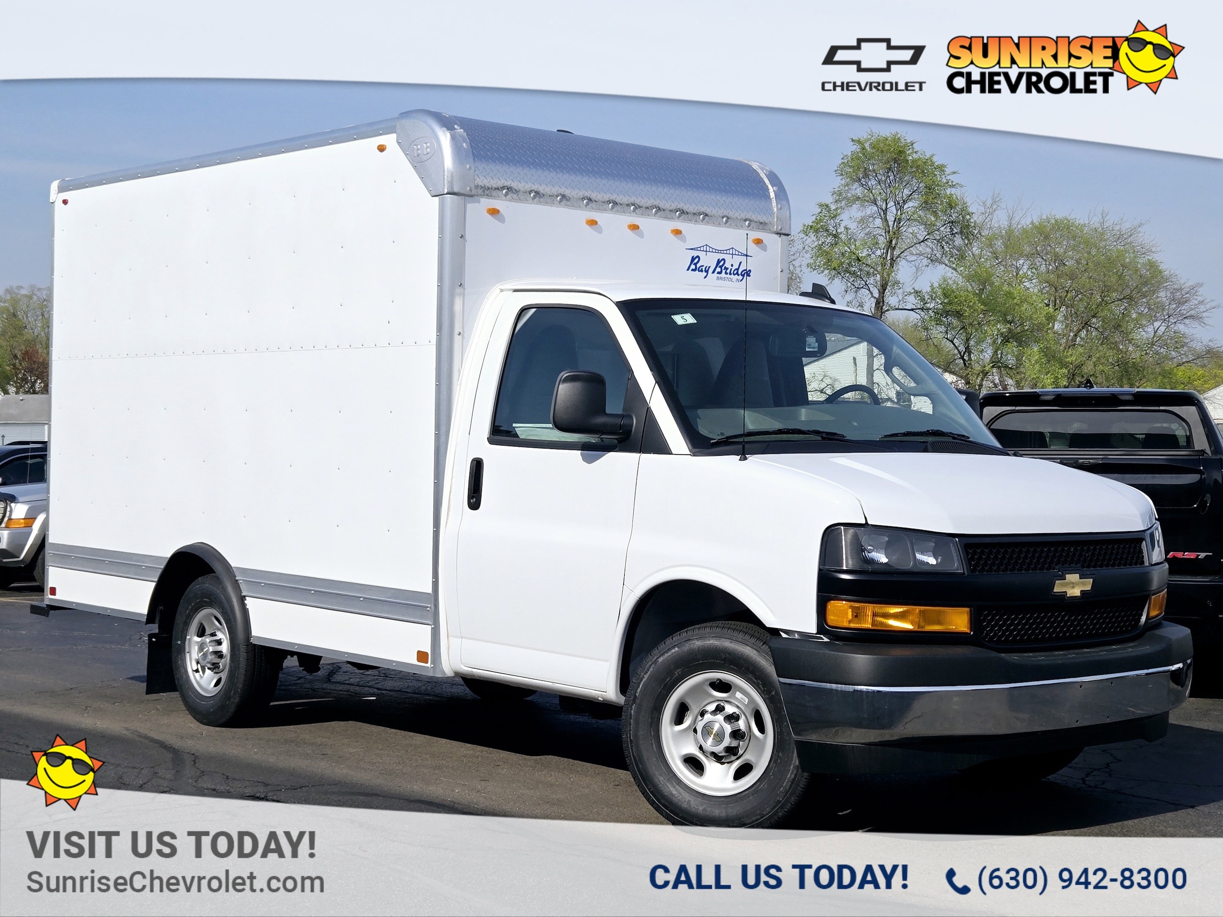 2025 Chevrolet Express Cutaway Base's photo